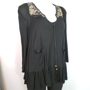 Anama black embroidered needlepoint flowy top boho peasant blouse
